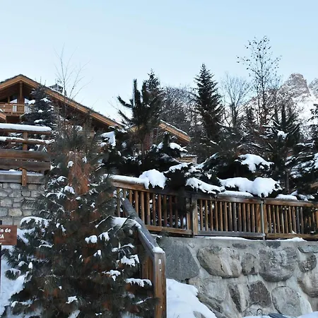 Cosy Avec Cheminee, Terrasse Et Acces Pistes Proche - Meribel, 5 Pers - Fr-1-180-376 *
