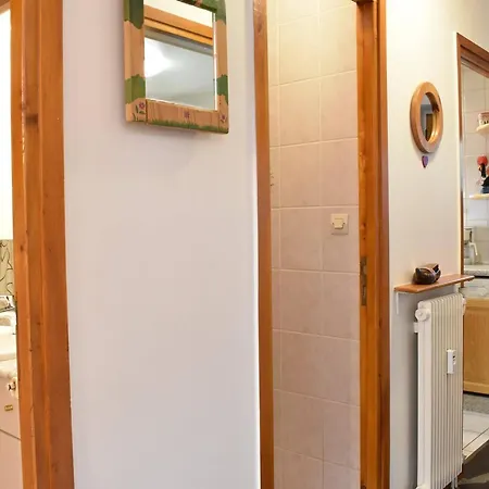 Cosy Avec Cheminee, Terrasse Et Acces Pistes Proche - Meribel, 5 Pers - Fr-1-180-376 Appartement *