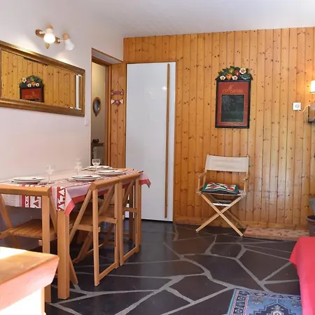 Cosy Avec Cheminee, Terrasse Et Acces Pistes Proche - Meribel, 5 Pers - Fr-1-180-376 Les Allues